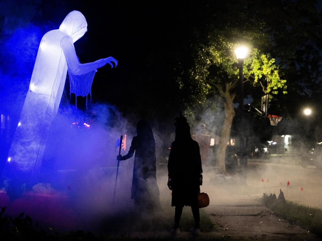 No candy for you. Some towns ban older kids from trick-or-treating on ...